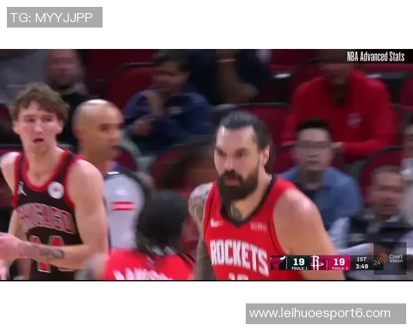 戴维森火箭首秀表现惊艳九投六中三分五中七砍下17分