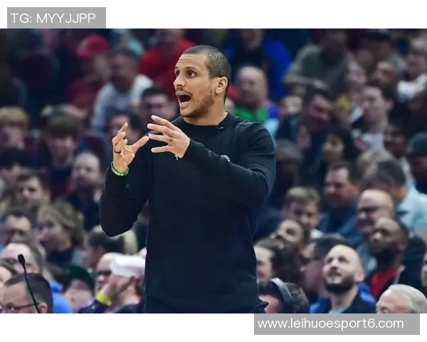 绿军投篮命中率低迷马祖拉表示无论空位还是上篮均未能把握机会 绿军投篮命中率低迷马祖拉表示无论空位还是上篮均未能把握机会