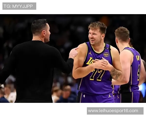 湖人防守失效詹姆斯体能透支东契奇拼尽全力难挽败局